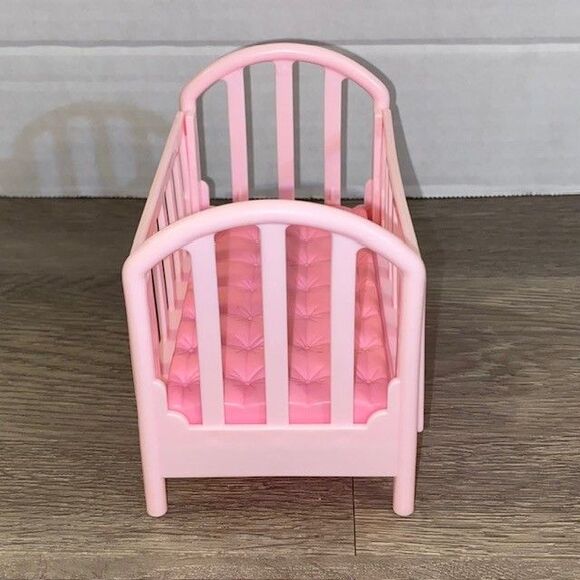 Kelly Baby Sister of Barbie Doll Crib Vintage Rare Pink Version - Picture 4 of 6